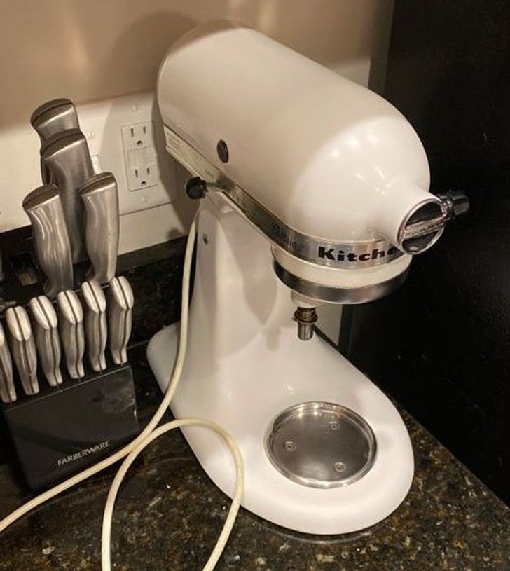 Illustration de l'article : 20 photos of valuable objects recovered from dumpsters