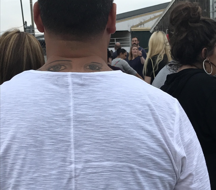 Illustration de l'article : 14 people who got inked, but ended up with dubious results