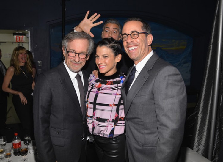 Illustration de l'article : The 21 best celebrity photobombs