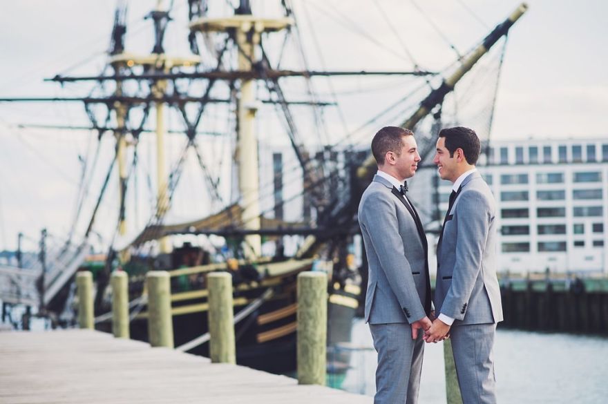Illustration de l'article : Love has no boundaries, and these 120 gay wedding photos just make you want to love each other!