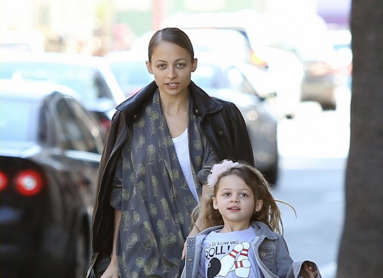 Illustration de l'article : 14 celebrities who have real 'mini-me' kids
