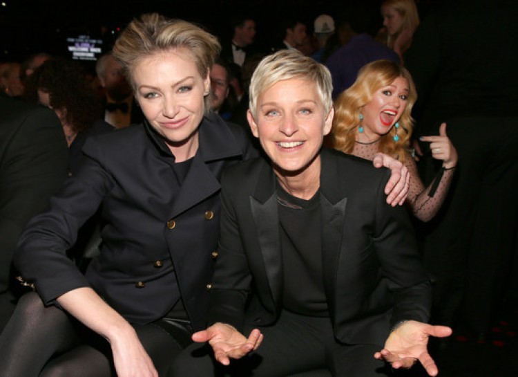 Illustration de l'article : The 21 best celebrity photobombs