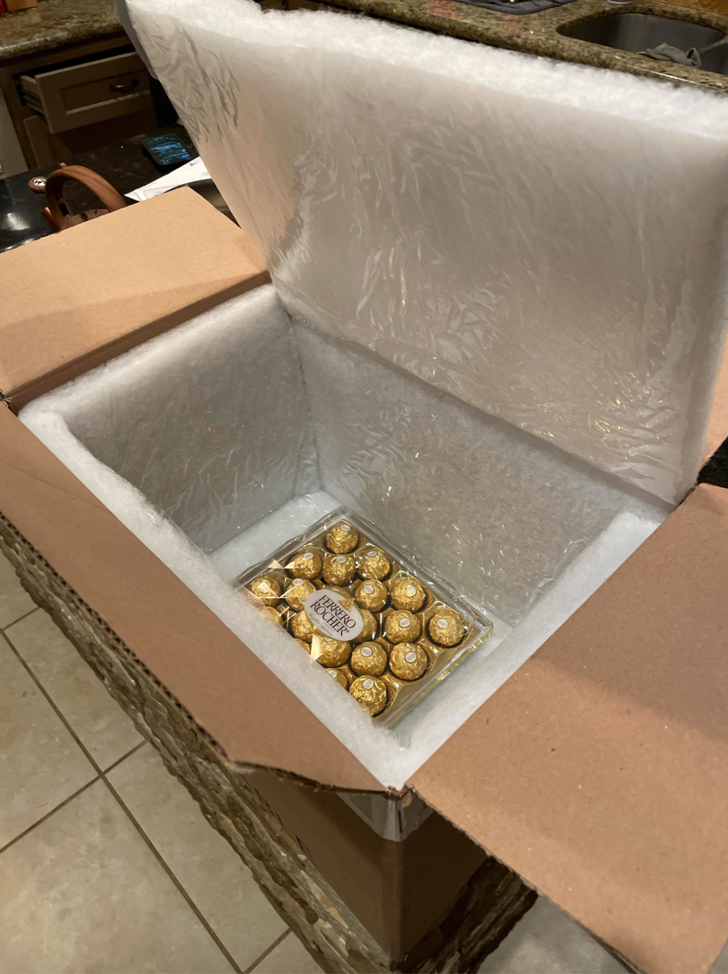 Illustration de l'article : 18 photos of excessive and pointless packaging