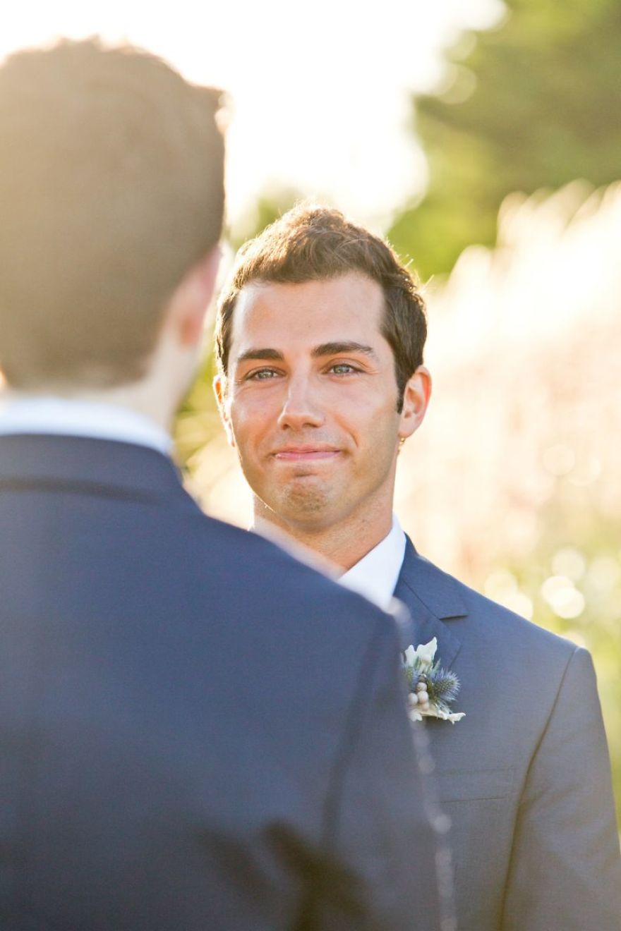 Illustration de l'article : Love has no boundaries, and these 120 gay wedding photos just make you want to love each other!
