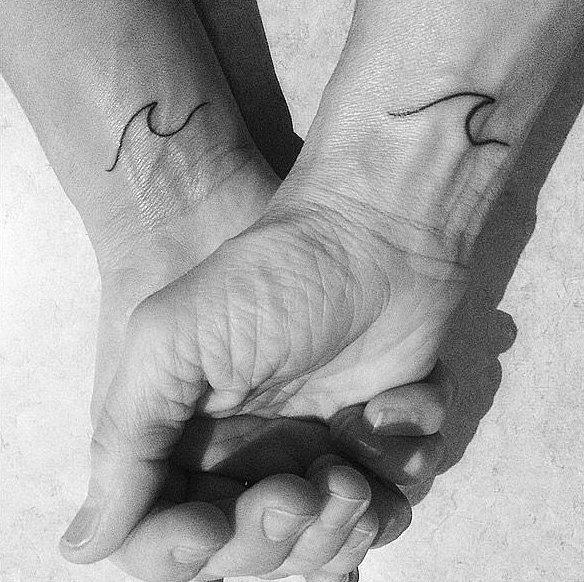 Illustration de l'article : 22 mother/daughter tattoos that might inspire you
