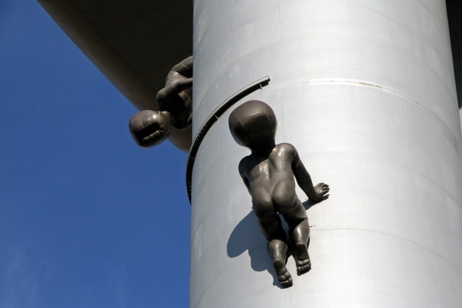 Illustration de l'article : 17 eerily fascinating sculptures from around the world