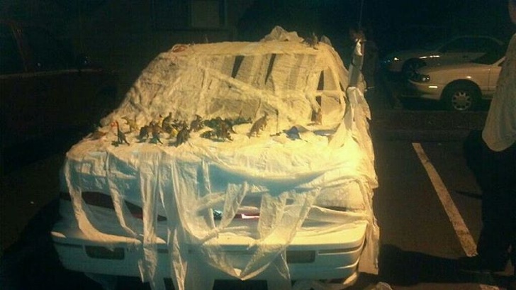 Illustration de l'article : 17 mornings that announced the start to a complicated day