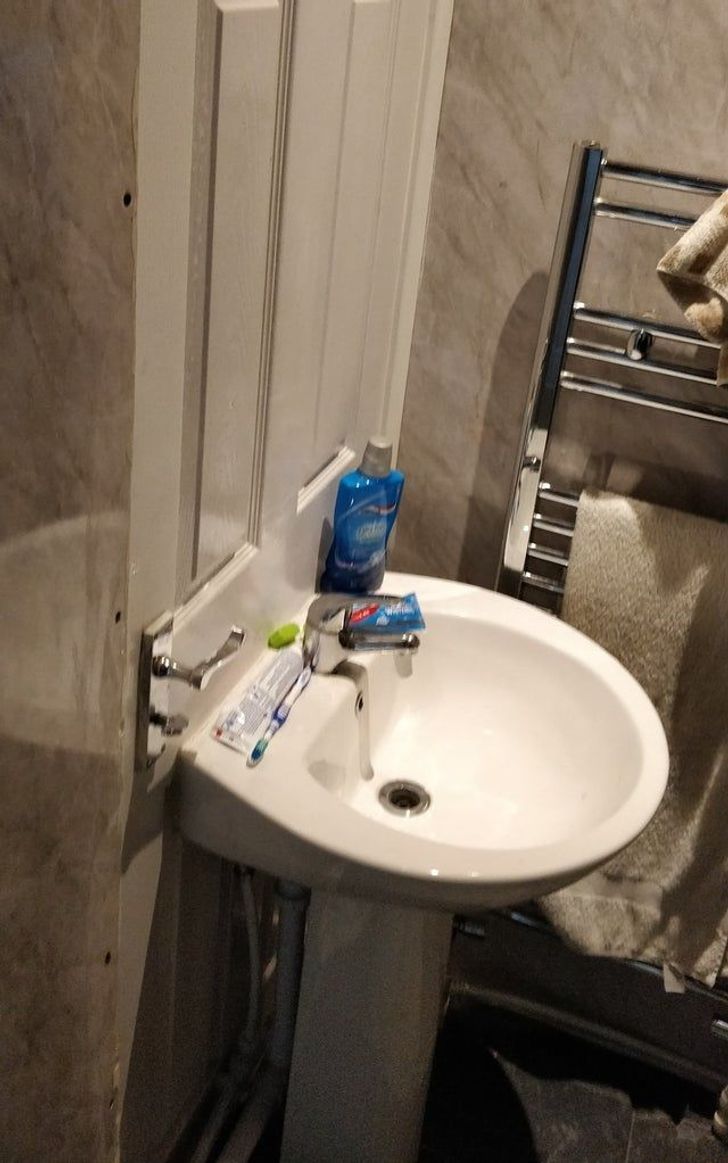 Illustration de l'article : 16 terrible bathroom and restroom fails