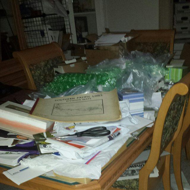 Illustration de l'article : 17 photos of very messy people! Which ones are the worst?