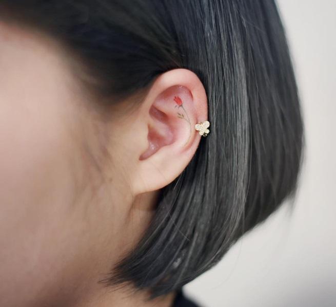 Illustration de l'article : 14 beautiful rose tattoos that are easy to create