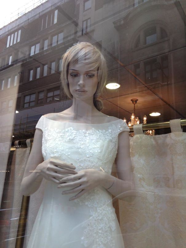 Illustration de l'article : 30 store mannequins that take window dressing to another level