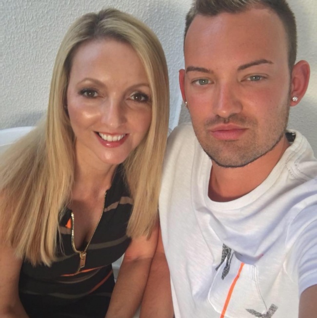 Illustration de l'article : 10 people who look really young for their age &ndash; without a scalpel in sight!