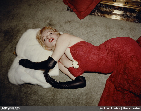 Illustration de l'article : 27 rare vintage photos of celebrities that you've probably never seen