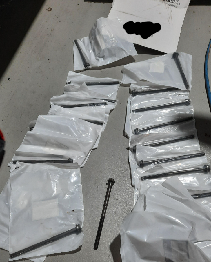 Illustration de l'article : 18 photos of excessive and pointless packaging