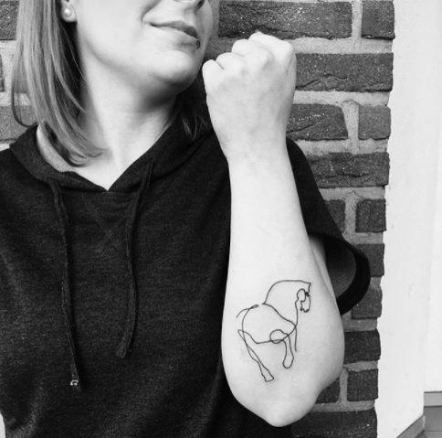 Illustration de l'article : 14 simple but adorable tattoo ideas! Which ones make you want to get a tattoo?