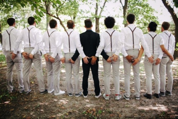 Illustration de l'article : 16 couples who immortalized their wedding with hilarious photos