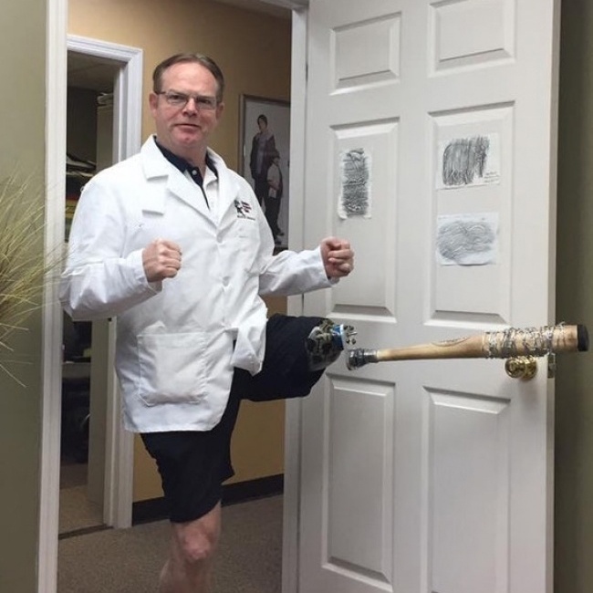 Illustration de l'article : 27 photos that prove the power of self-mockery in the face of adversity