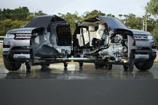 Illustration de l'article : 17 objects that have been cut in half revealing their secrets!