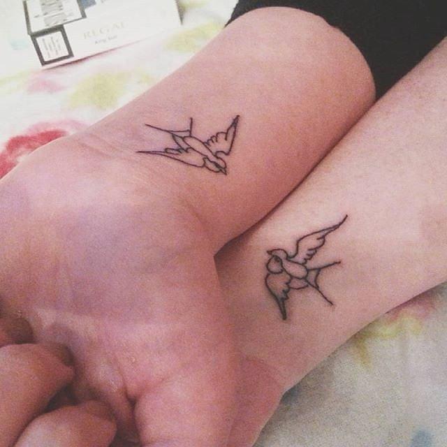 Illustration de l'article : 22 mother/daughter tattoos that might inspire you