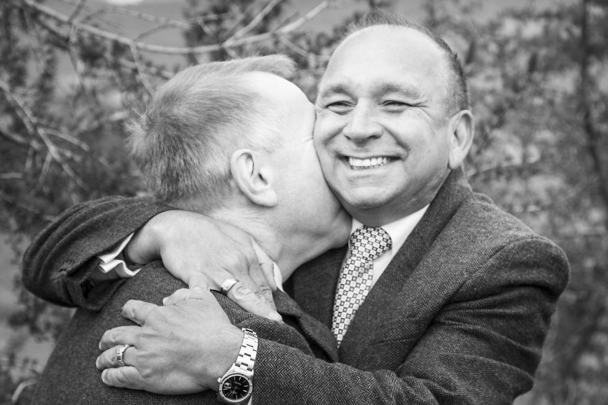 Illustration de l'article : Love has no boundaries, and these 120 gay wedding photos just make you want to love each other!