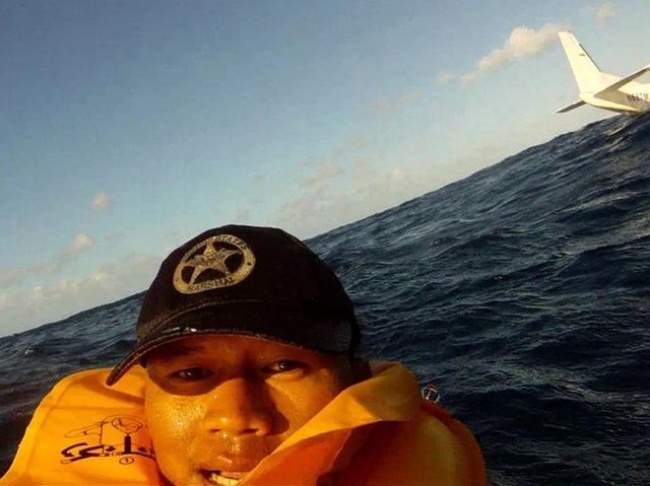 Illustration de l'article : 14 extreme selfies that will make your head spin