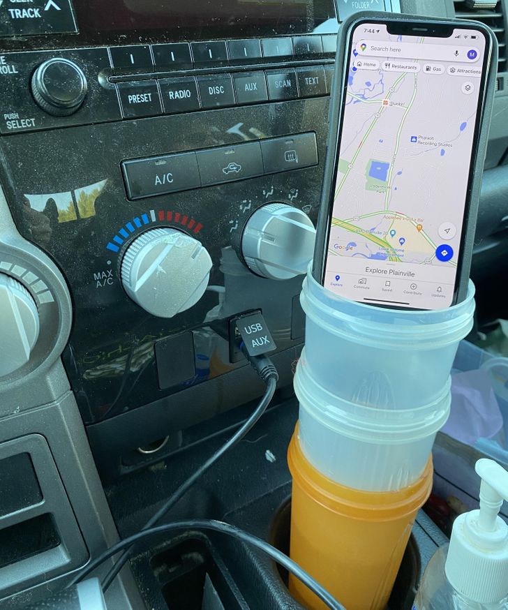 Illustration de l'article : 18 people who found dubious solutions to their problem