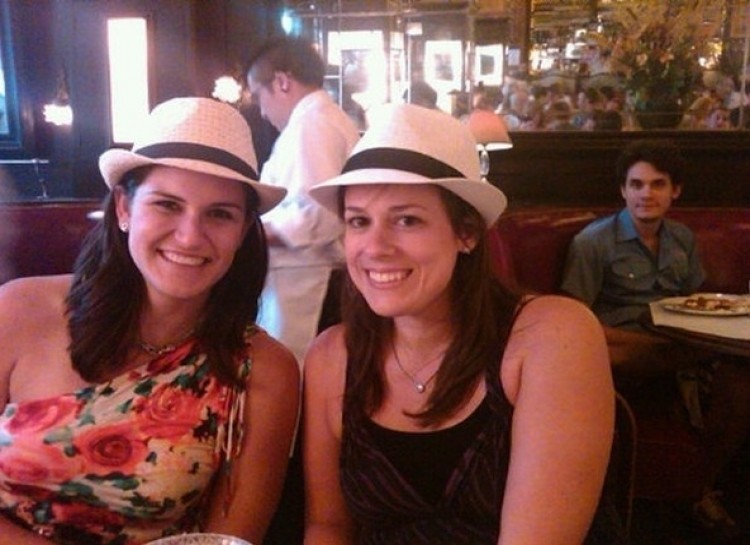 Illustration de l'article : The 21 best celebrity photobombs