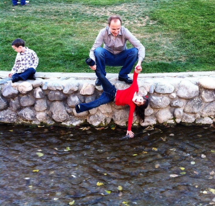 Illustration de l'article : 16 creative parents who managed to keep their tricky kids happy