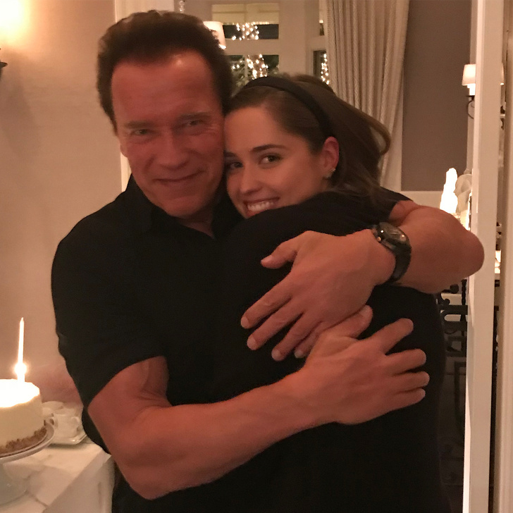 Illustration de l'article : 15 photos of Arnold Schwarzenegger being an awesome dad