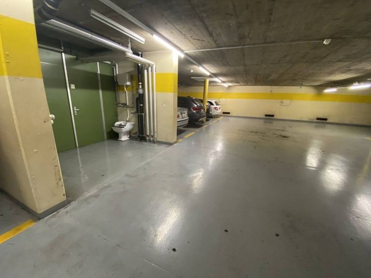 Illustration de l'article : 20 photos of bathrooms designed by people who had no intention of ever using them