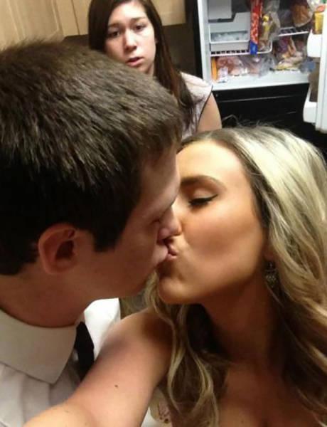 Illustration de l'article : 33 funny photos that sum up envy and jealously between friends