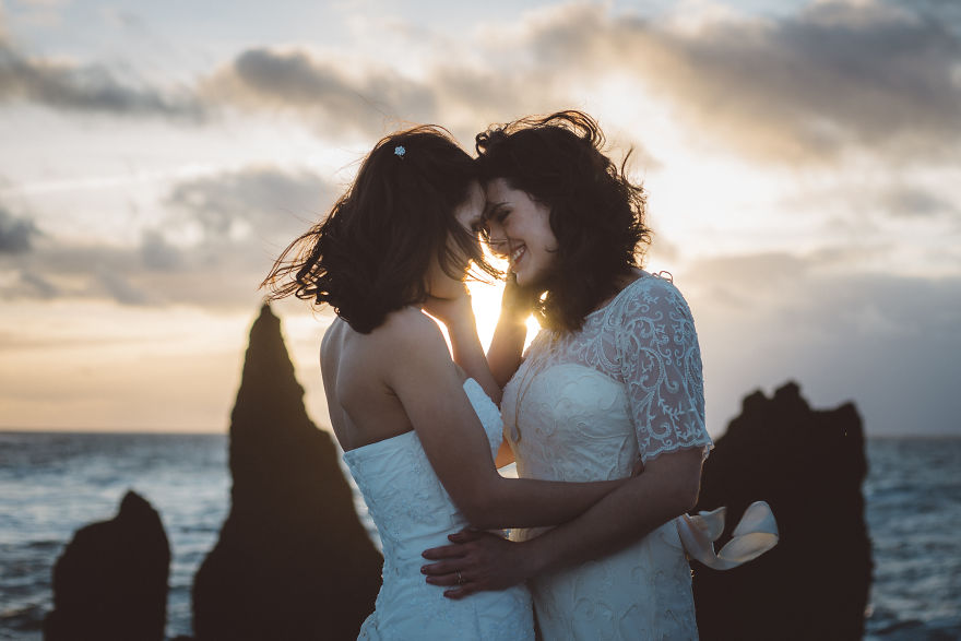 Illustration de l'article : Love has no boundaries, and these 120 gay wedding photos just make you want to love each other!