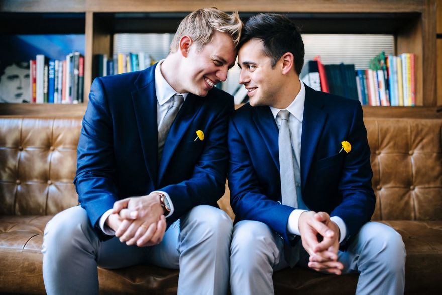 Illustration de l'article : Love has no boundaries, and these 120 gay wedding photos just make you want to love each other!