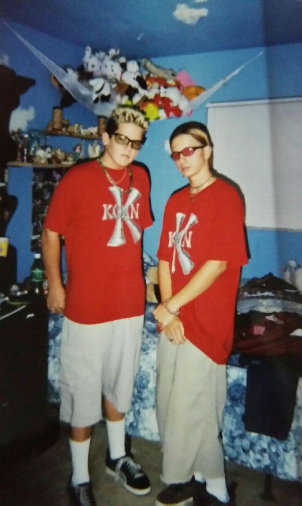 Illustration de l'article : 20 people who secretly posted hilarious photos of their partners as kids