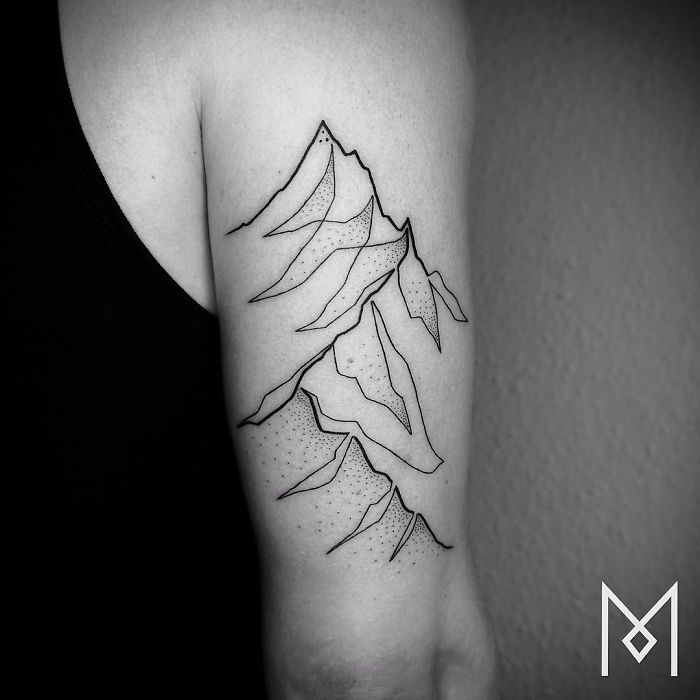 Illustration de l'article : 20 beautiful tattoos created using a single continuous line