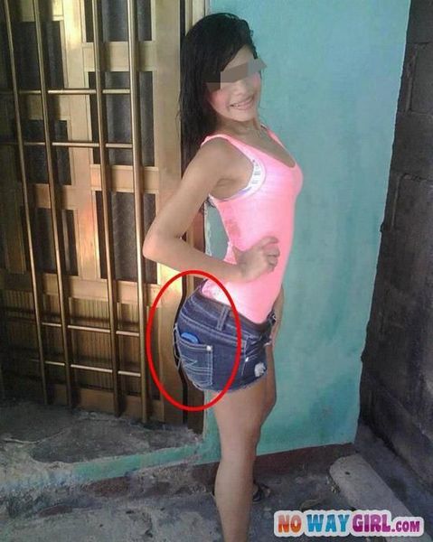 Illustration de l'article : 29 people who've Photoshopped their selfies with hilarious results
