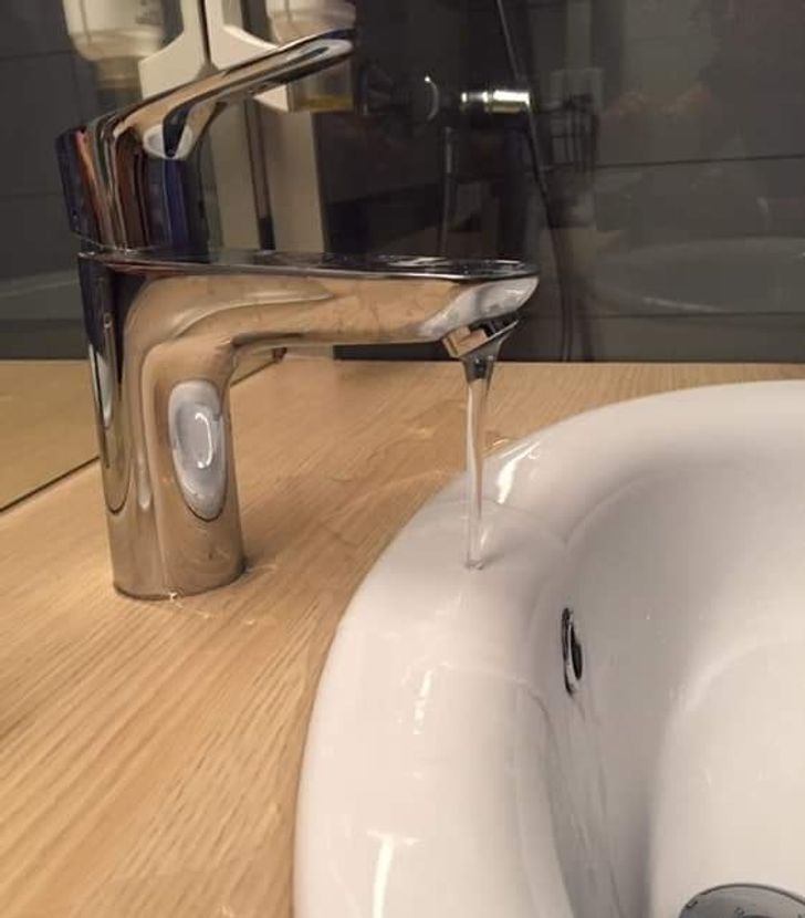 Illustration de l'article : 18 people who had no common sense when making repairs