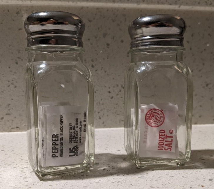 Illustration de l'article : 18 hotel patrons who found a surprise waiting for them