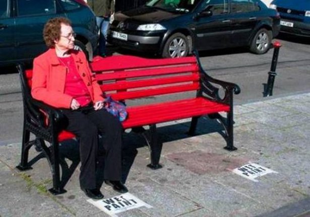 Illustration de l'article : 14 people who must have wished they'd stayed in bed that day