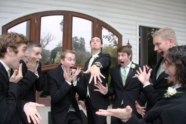 Illustration de l'article : 16 couples who immortalized their wedding with hilarious photos