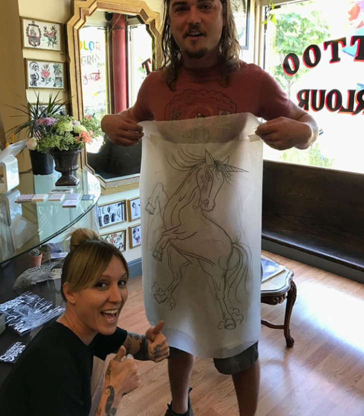 Illustration de l'article : 14 people who got inked, but ended up with dubious results
