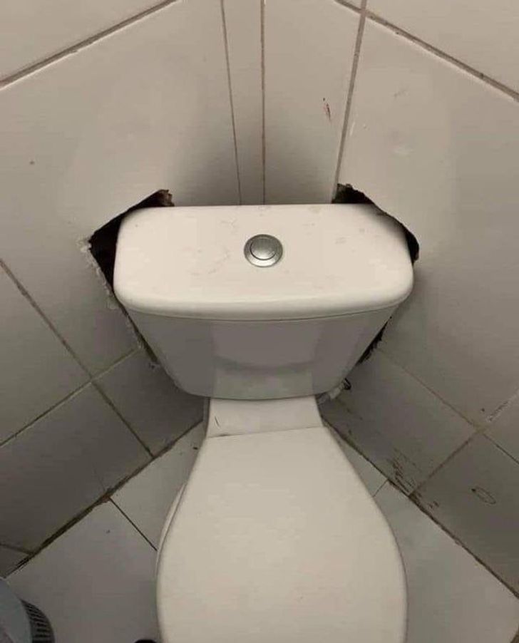 Illustration de l'article : 16 terrible bathroom and restroom fails