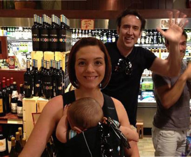 Illustration de l'article : 15 hilarious celebrity photobombs that were a true success