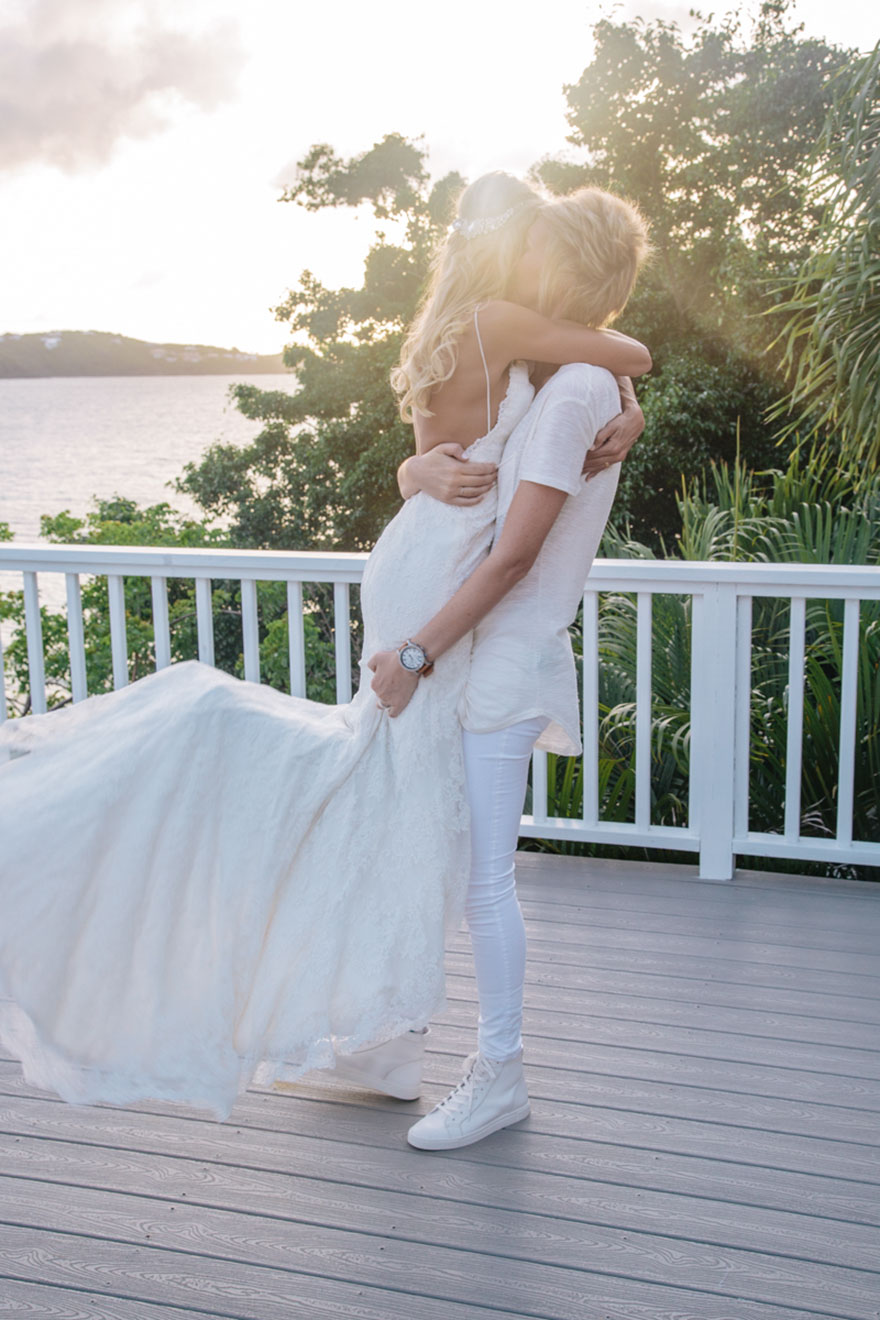 Illustration de l'article : Love has no boundaries, and these 120 gay wedding photos just make you want to love each other!