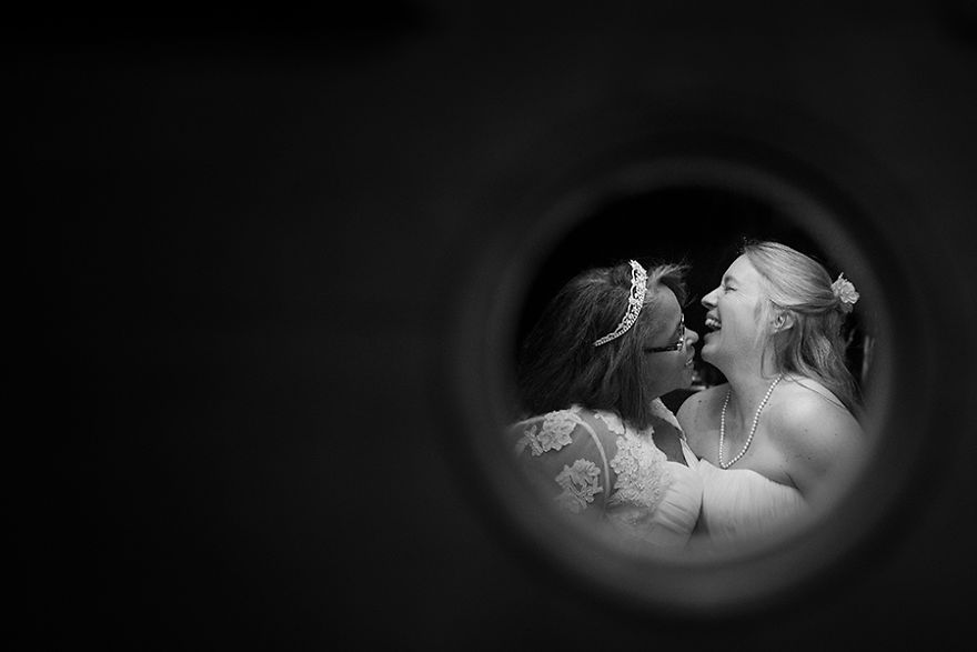 Illustration de l'article : Love has no boundaries, and these 120 gay wedding photos just make you want to love each other!