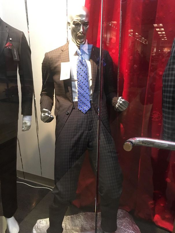 Illustration de l'article : 30 store mannequins that take window dressing to another level