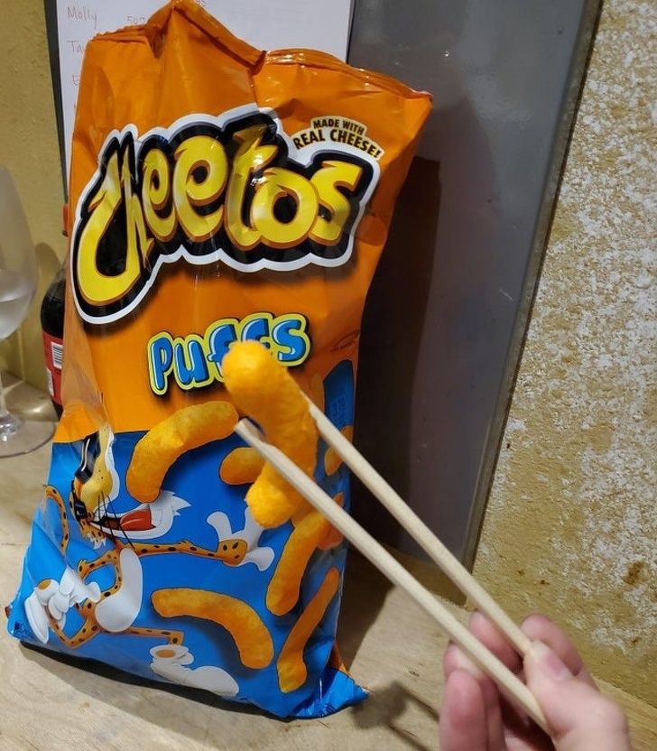 Illustration de l'article : 17 people share their genius life hacks