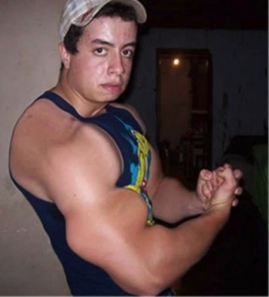 Illustration de l'article : 29 people who've Photoshopped their selfies with hilarious results