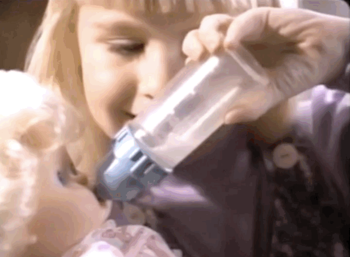Illustration de l'article : 17 childhood toys that drove us all crazy