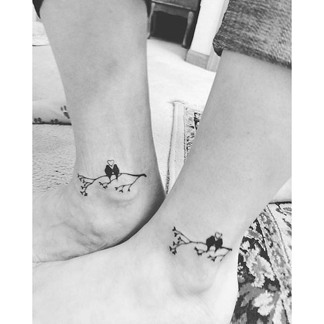 Illustration de l'article : 22 mother/daughter tattoos that might inspire you